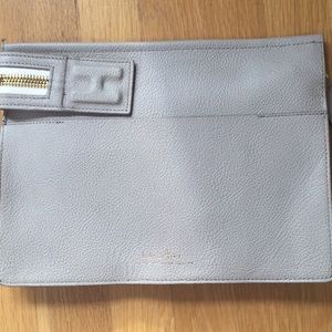 Big Zipper Taupe By India Hicks